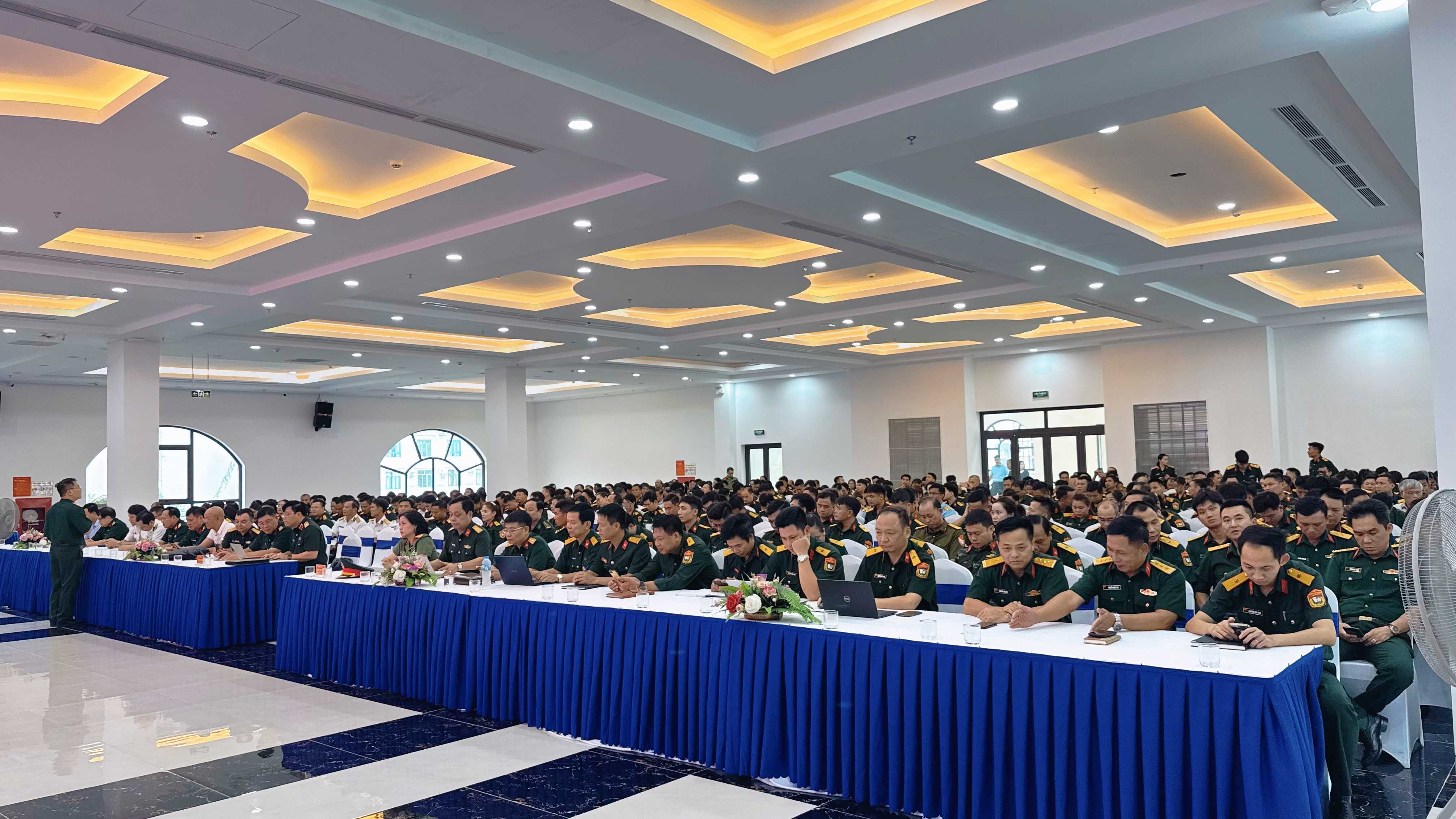 Đoàn cán bộ, giảng viên Trung tâm Giáo dục quốc phòng và an ninh Trường Đại học Hồng Đức tham gia lớp tập huấn cán bộ quản lý, giáo viên, giảng viên giảng dạy môn học giáo dục quốc phòng và an ninh năm 2026